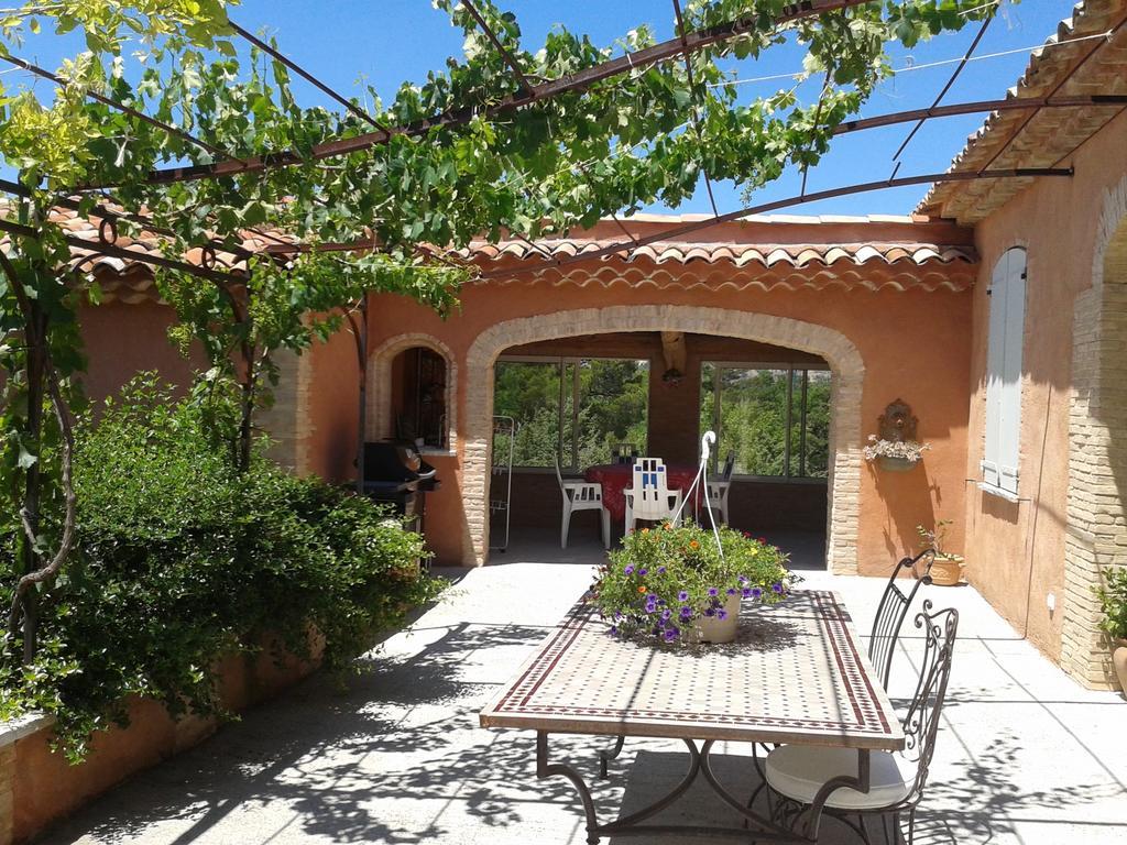 Bed and Breakfast Les Jardins De L'Ermitage Ле Саль-Сюр-Вердон Экстерьер фото