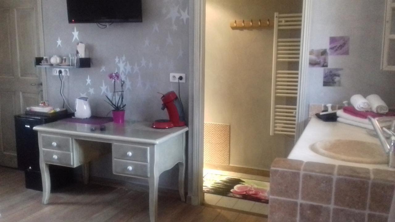 Bed and Breakfast Les Jardins De L'Ermitage Ле Саль-Сюр-Вердон Экстерьер фото